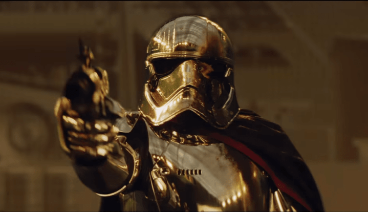 The Last Jedi deleted scene reveals alternate Finn vs. Phasma&nbsp;fight